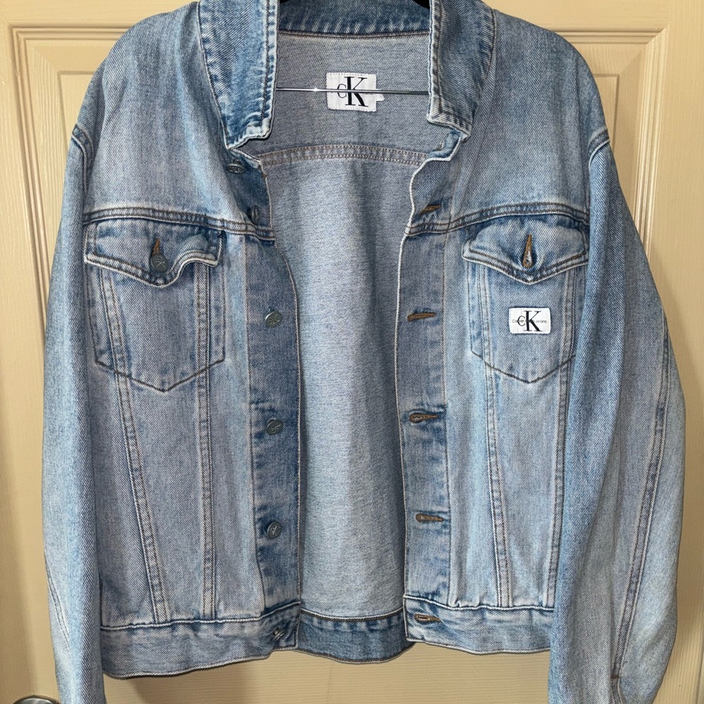 Vintage 90’s Calvin Klein men’s heavy jean jacket